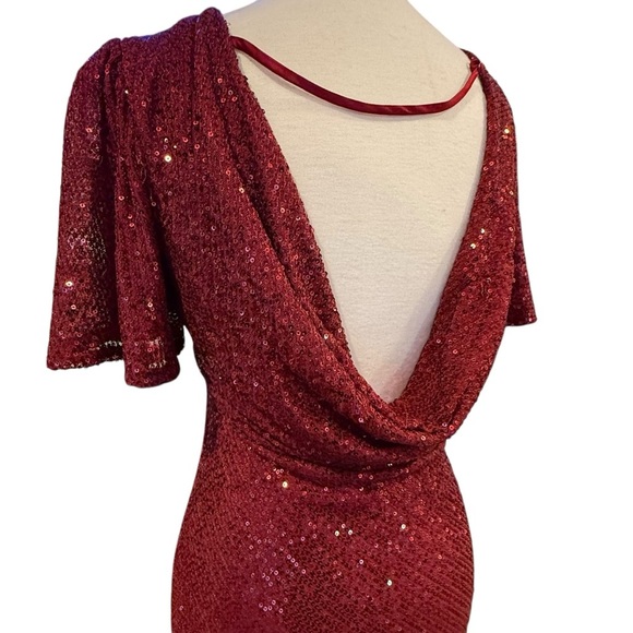 ASTR The Label Flutter Sleeve Draped Back Burgundy Wine Sequined Mini Dress Med - Picture 6 of 14